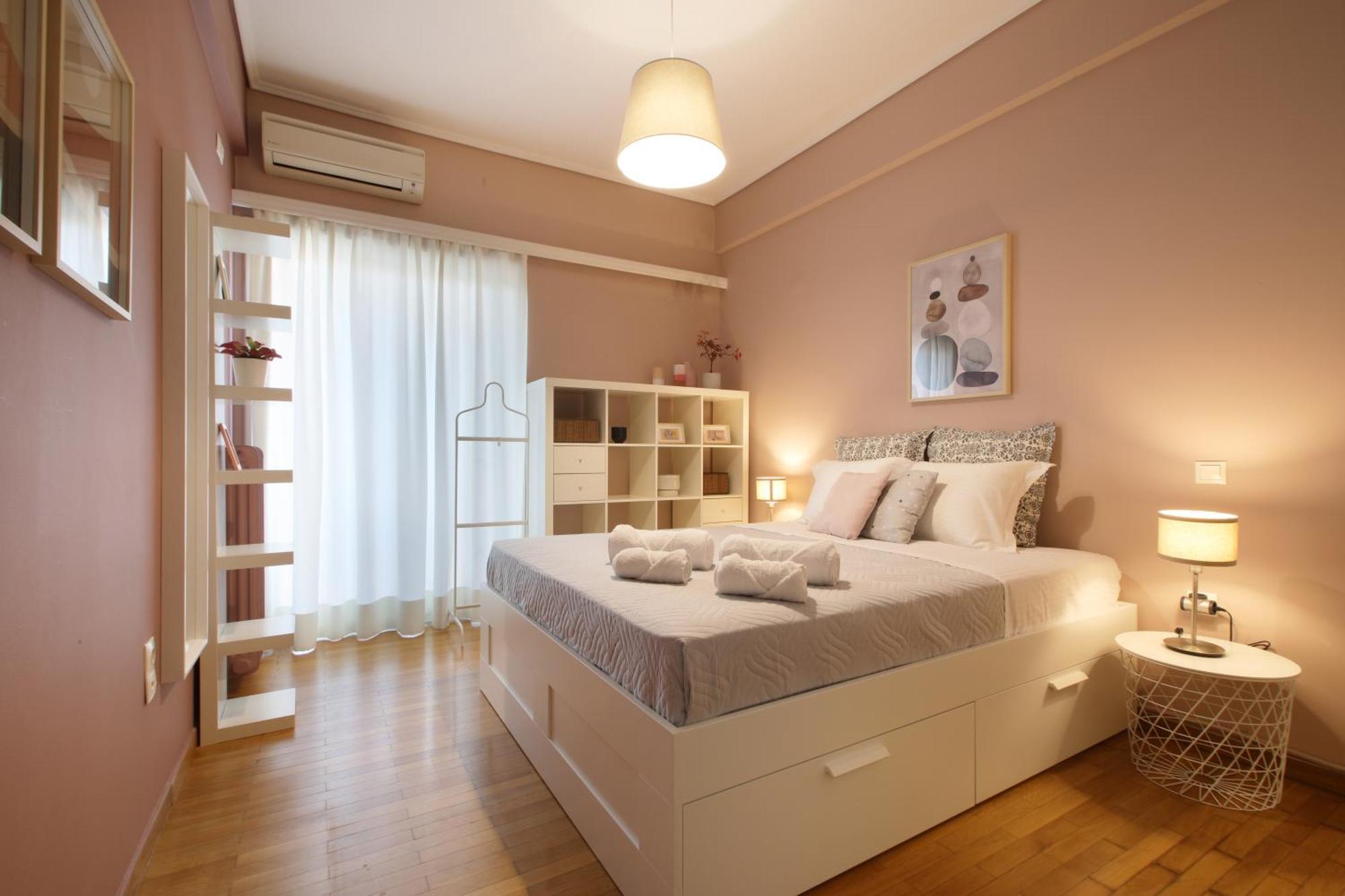 Apartment Modern 2bd Next To Acropolis *