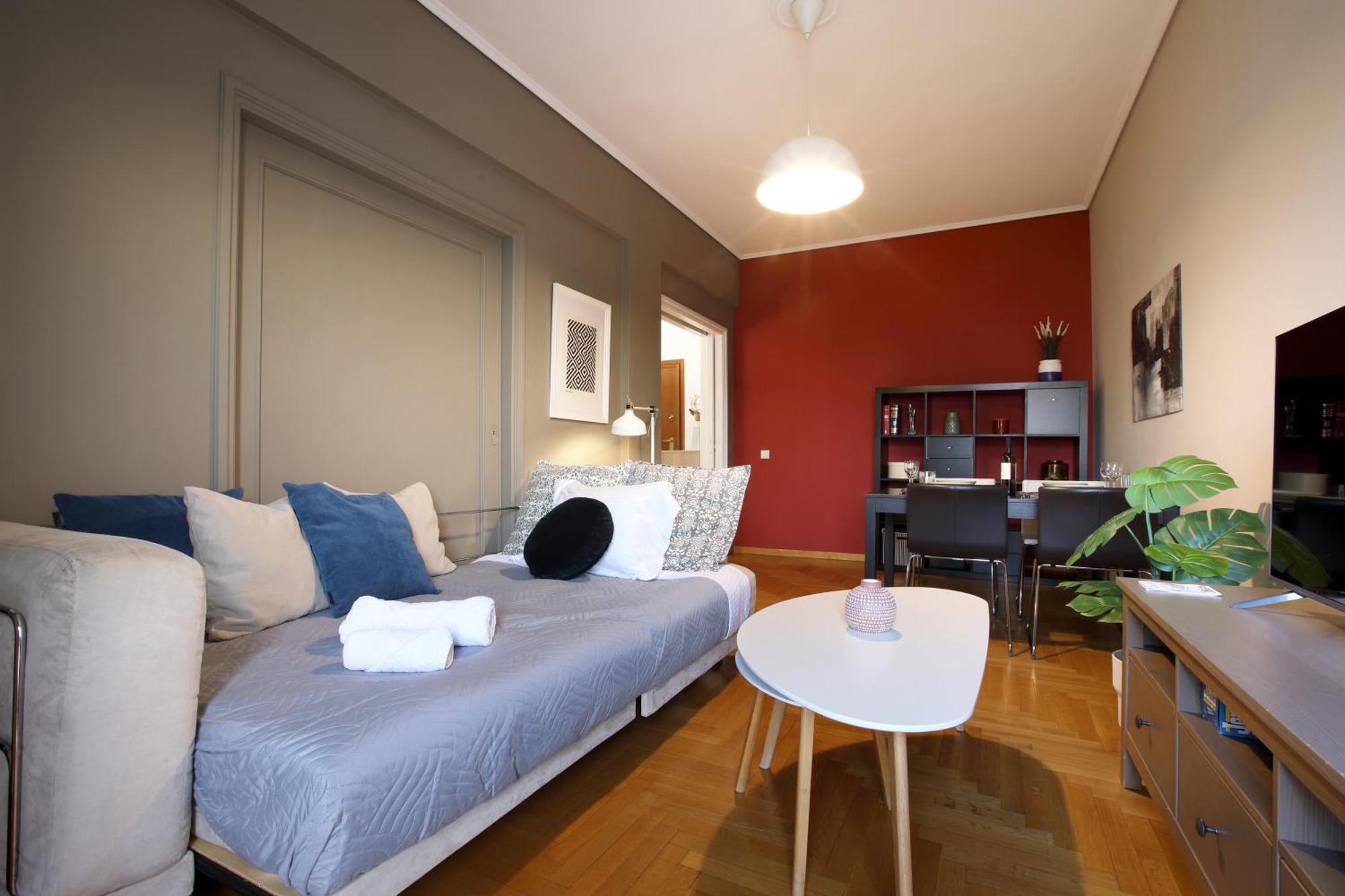 Modern 2bd Next To Acropolis